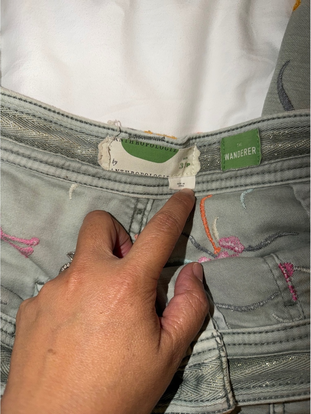 Anthropologie Pilcro The Wanderer Embroidered Floral Cargo Utility Pants 31P - Picture 3 of 9